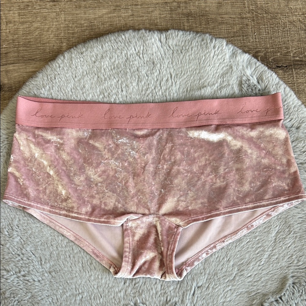 PINK Victoria's Secret Velvet Boyshort Panty L